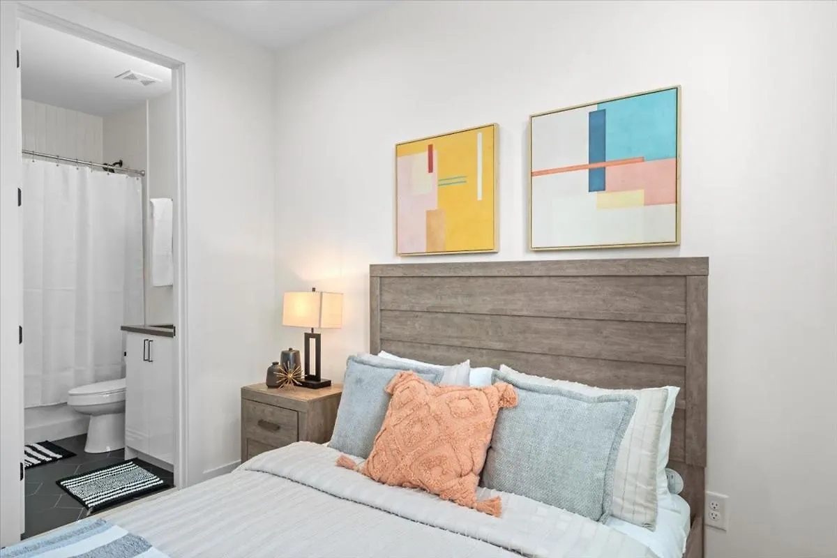 2 Unit Modern Apt Close To Uptown Charlotte